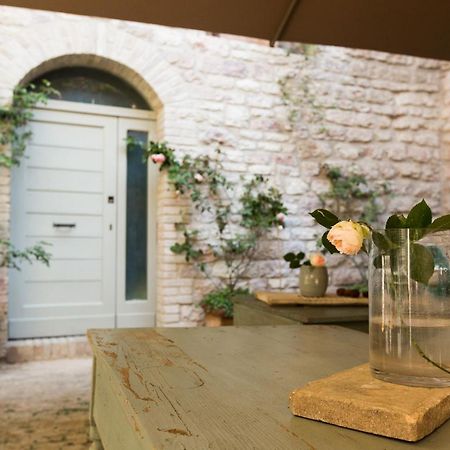 Residenza La Corte Ασίζη Εξωτερικό φωτογραφία